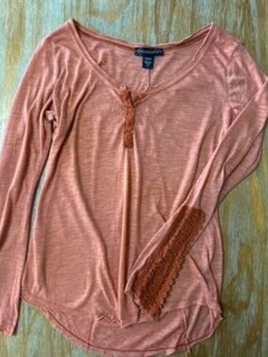 Long-Sleeve Embroidered Shirt - Picture 5 of 5